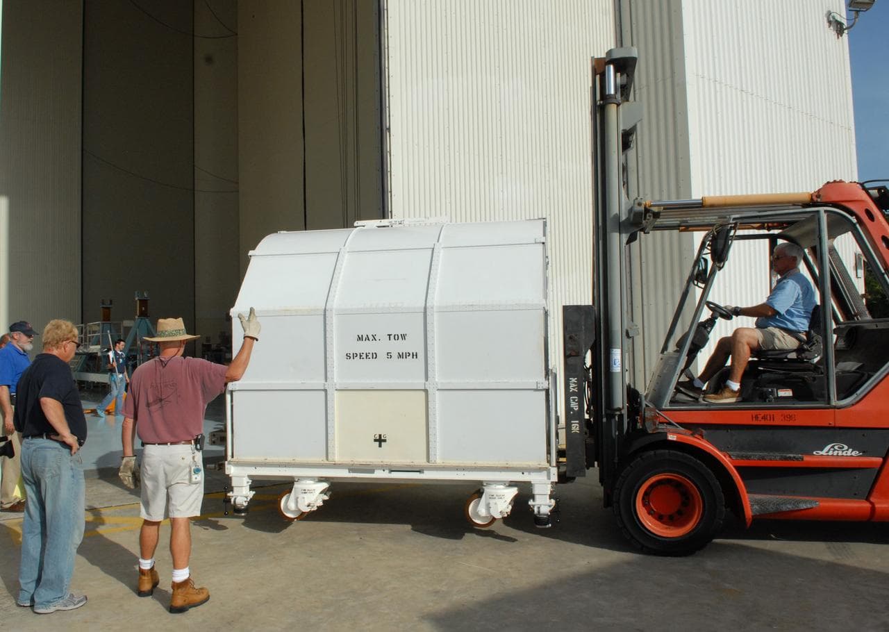 Cape, canaveral, shipping