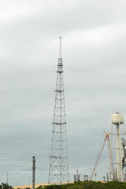 Lightning, pad, catenary