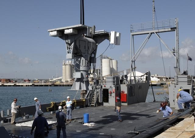 Band, radar, antenna