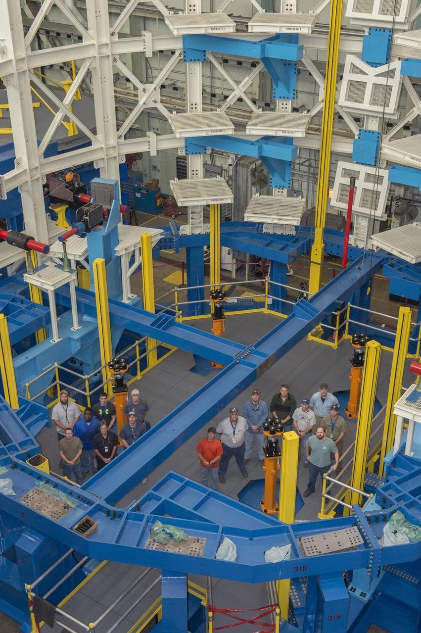 Sls engine section test stand with construction crew