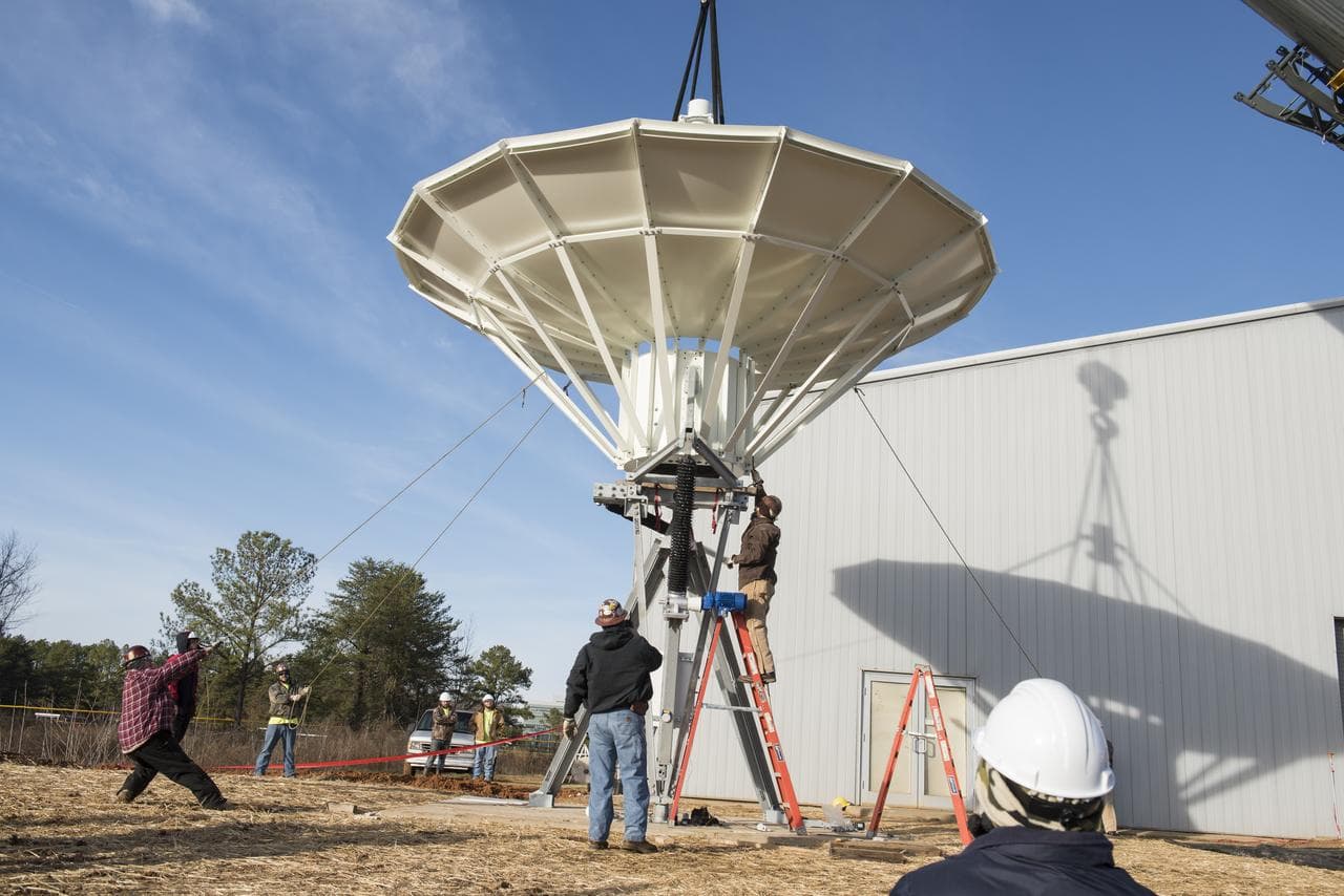 Setting a new satellite receiving antenna