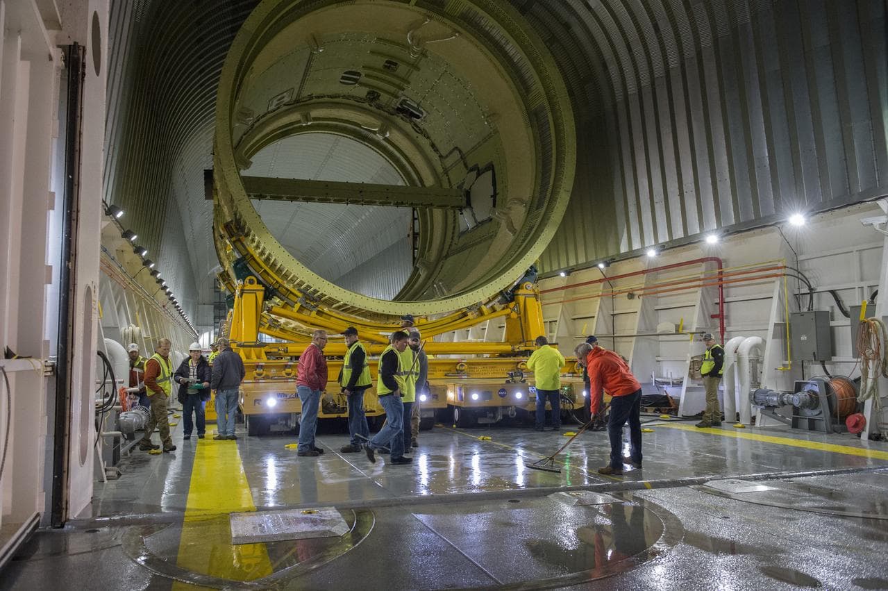 Sls, stages, intertank