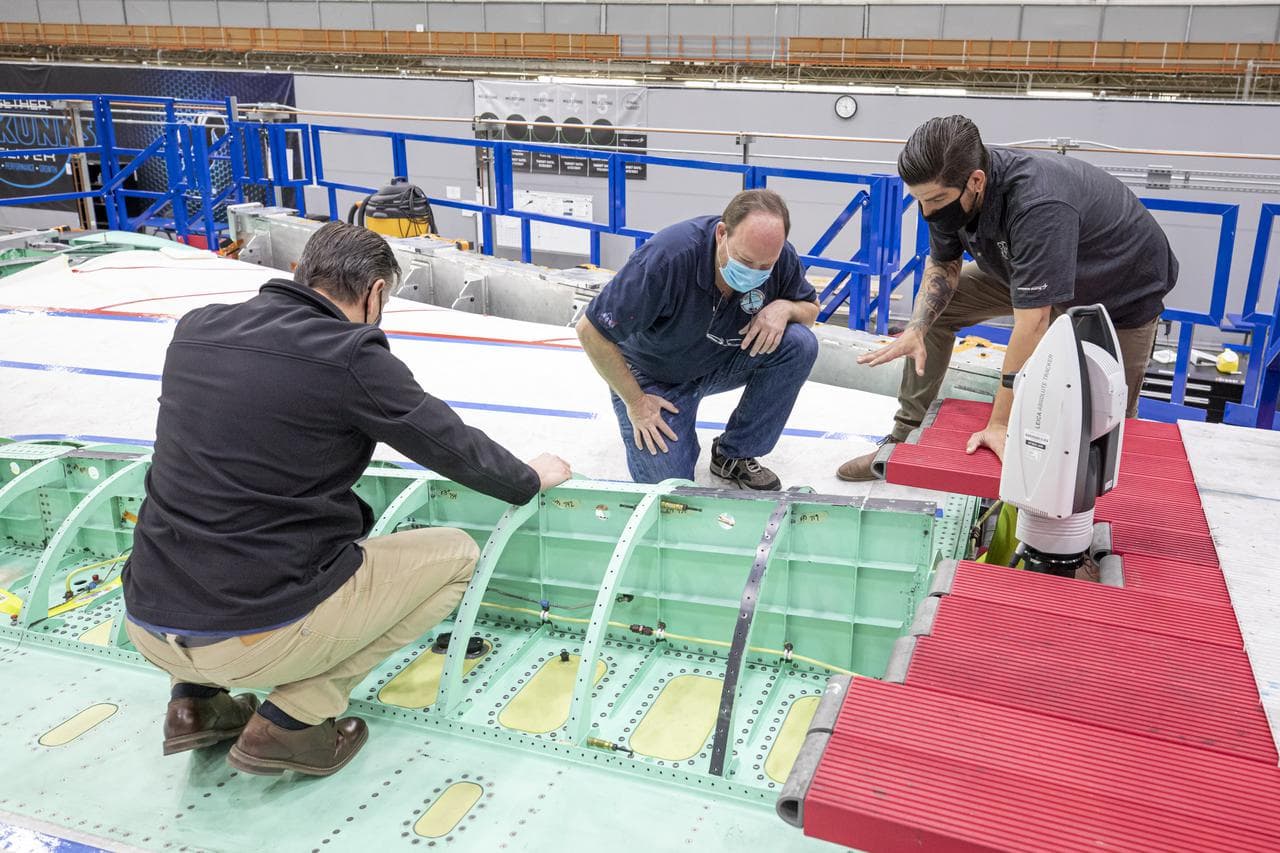 SEG 400 Main Wing Assembly, SEG 430 Spine, SEG 500 Empennage