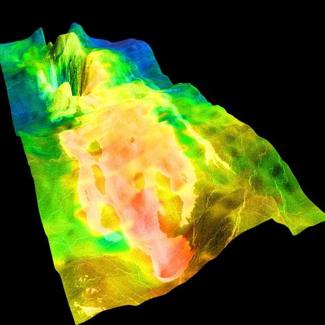 Magellan View of Crater Markham, 0° N, 163° E