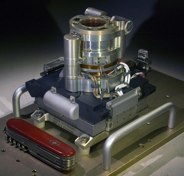 Color Camera for Curiosity Robotic Arm
