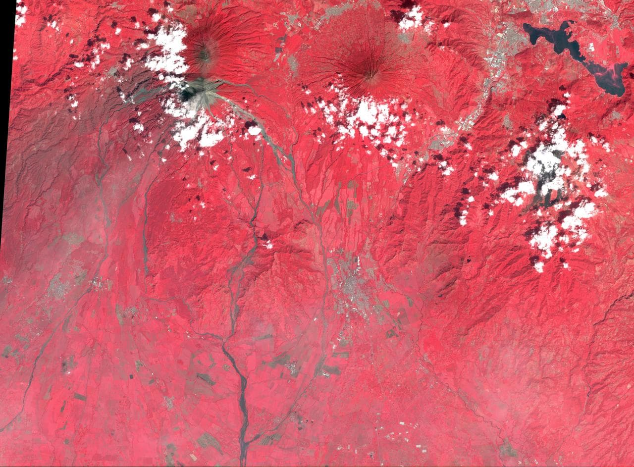 NASA's ASTER Captures Lava Flow, Ash from Guatemala Volcano