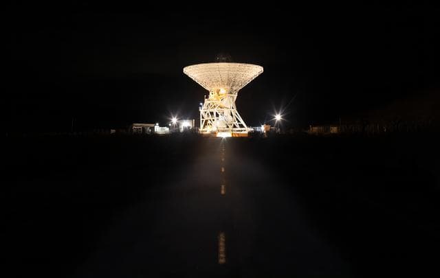 A 34-meter Antenna at Goldstone