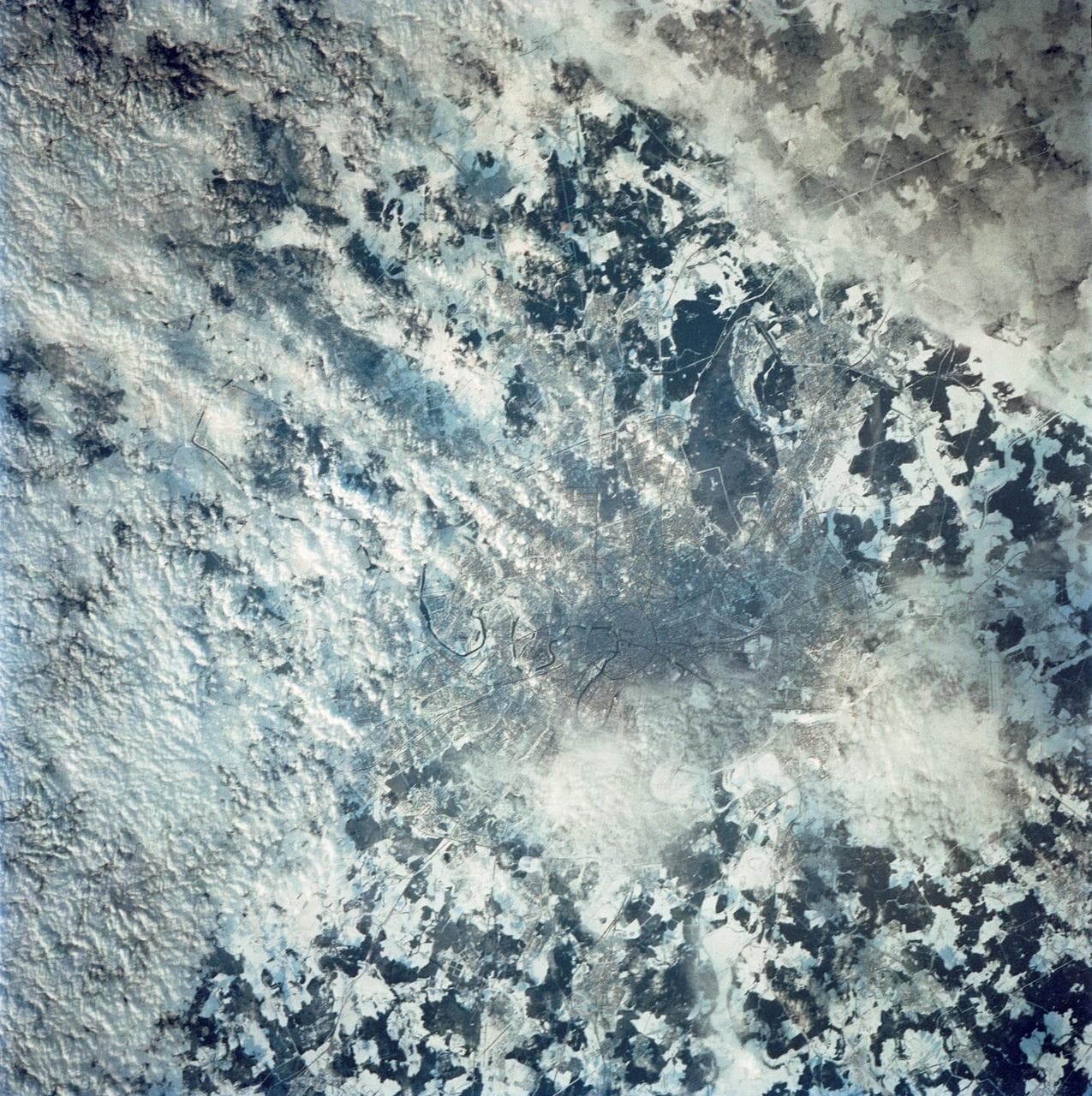 STS-42 Earth observation of Moscow taken aboard Discovery, OV-103