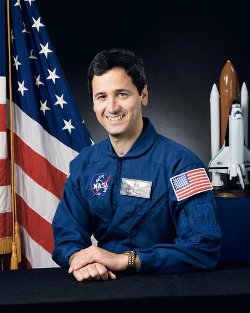 Official portrait of STS-50 Payload Specialist Lawrence J. DeLucas