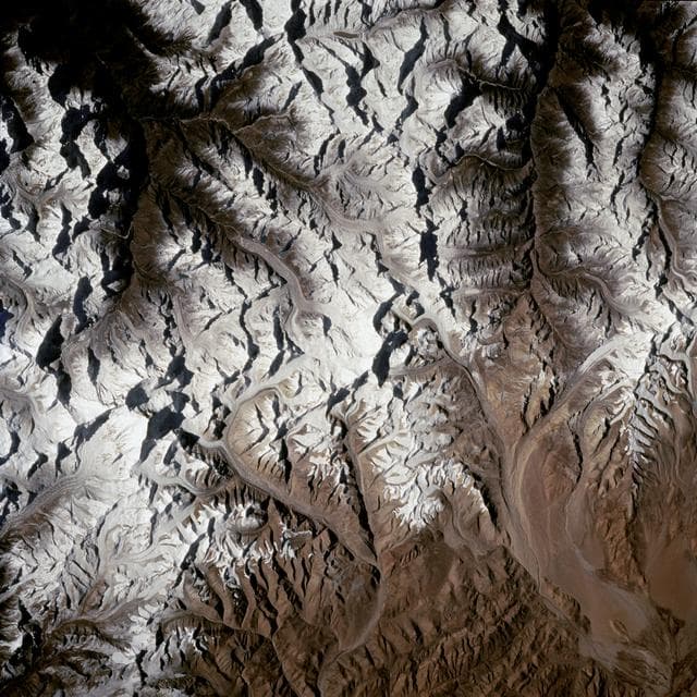 Mount Everest region as seen from the STS-66 orbiter Atlantis