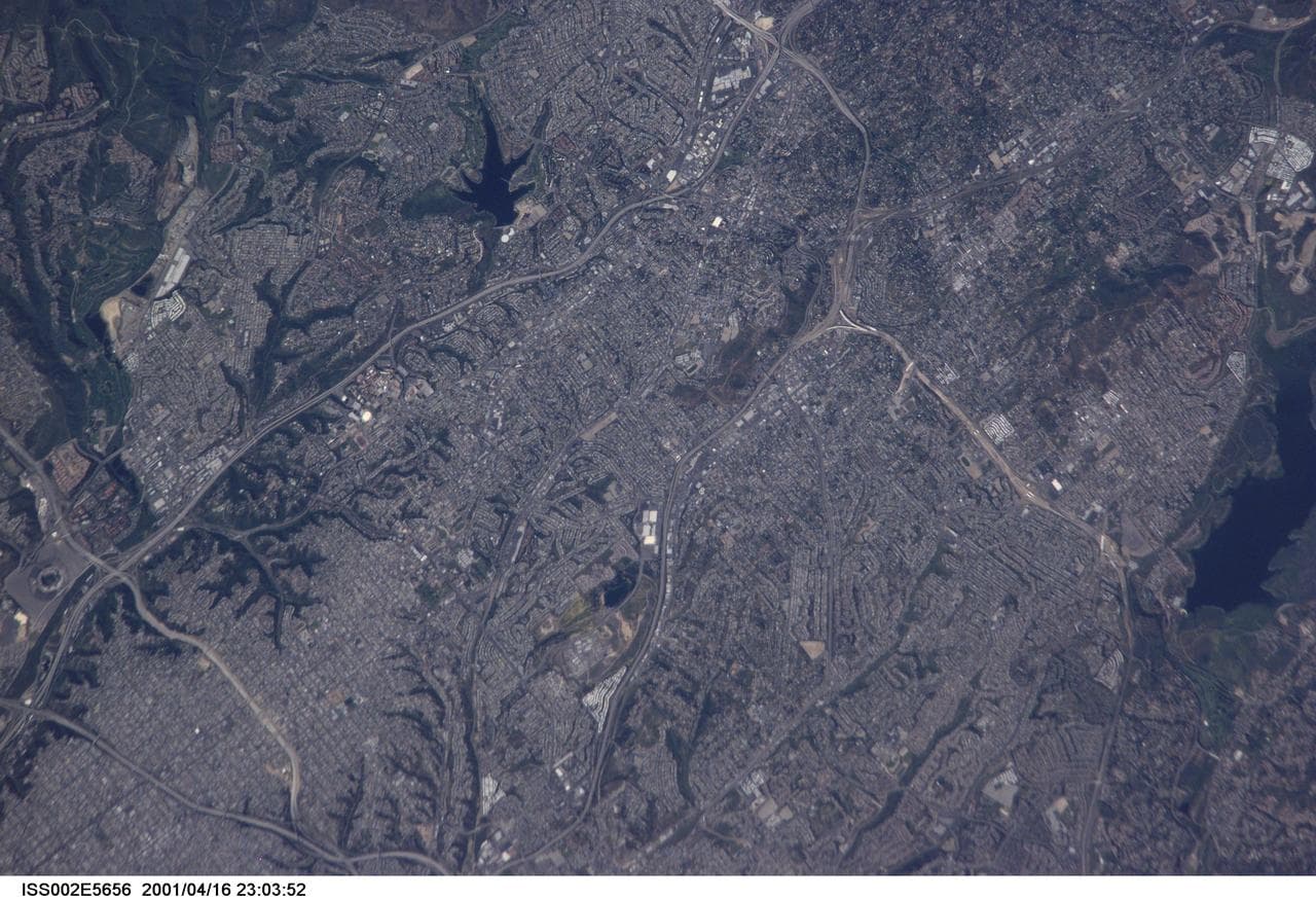 Earth Observation as seen by Expedition Two crew