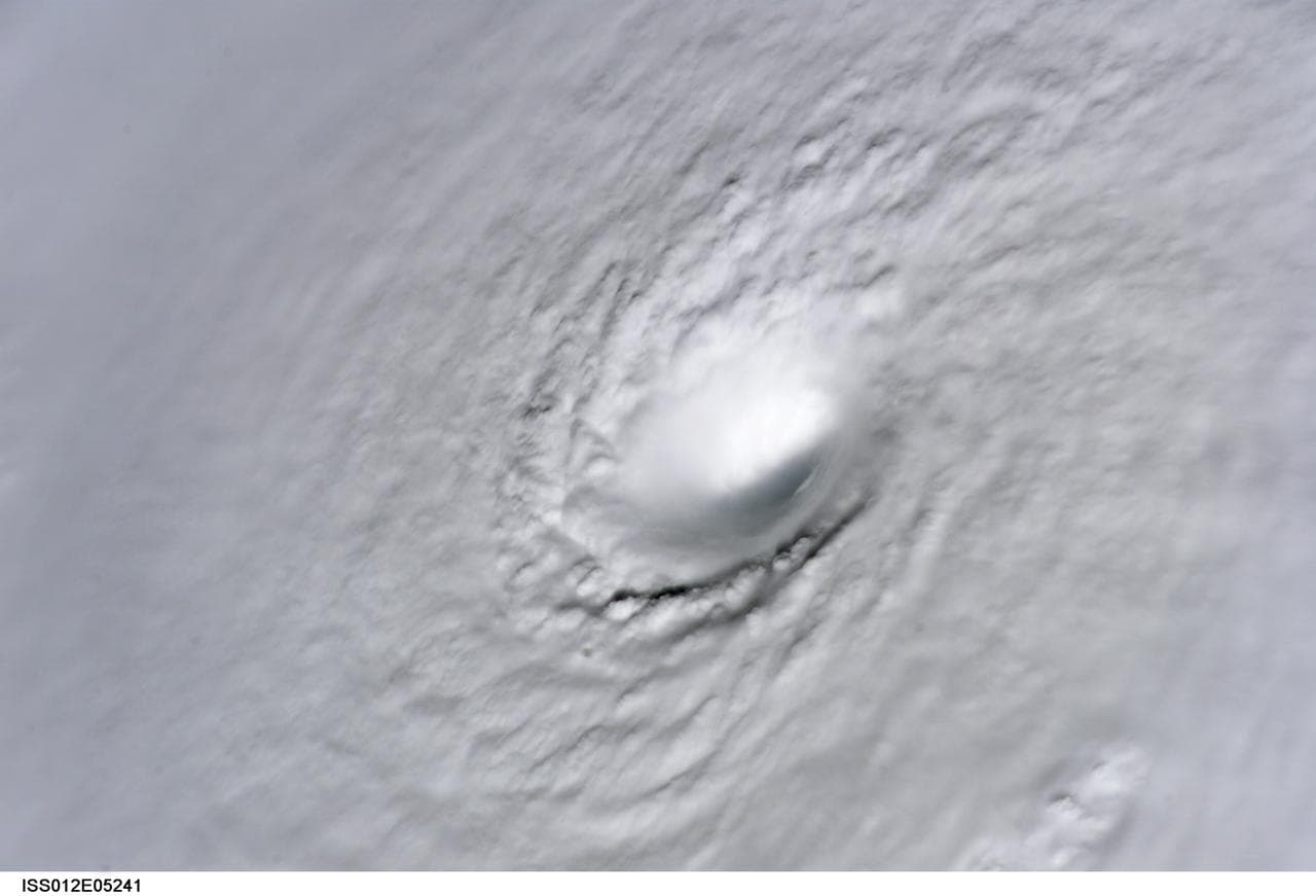 Crew Earth Observations of Hurricane Wilma taken during Expedition 12