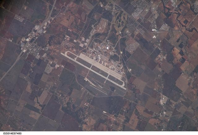 Earth Observations taken by the Expedition 14 crew