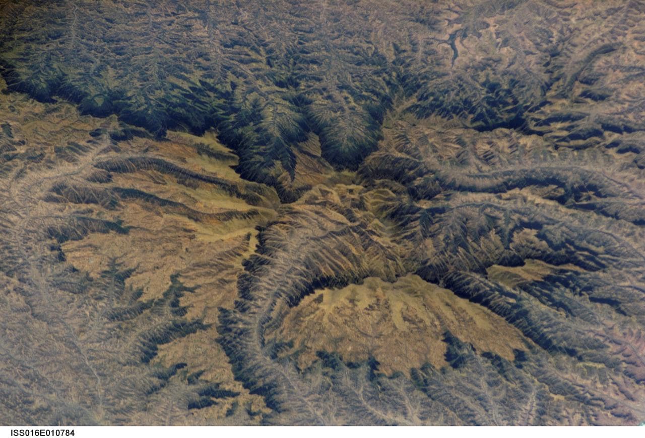Earth Observations taken by the Expedition 16 Crew