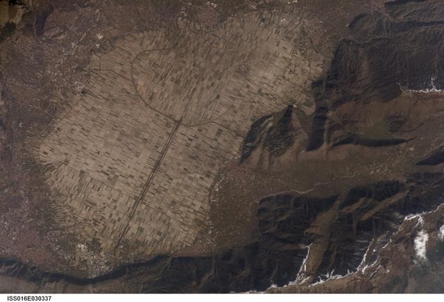 Earth Observations taken by the Expedition 16 Crew