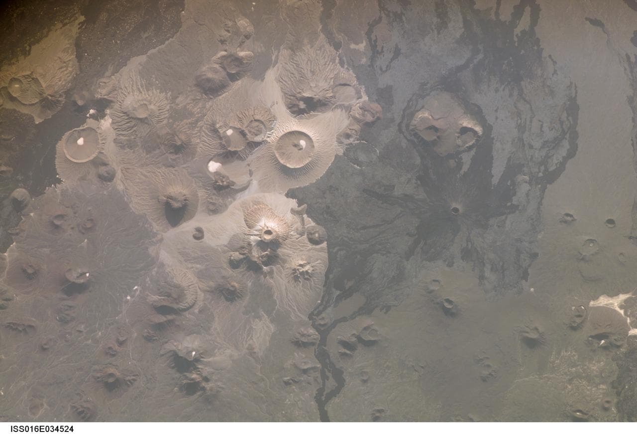 Earth Observations taken by the Expedition 16 Crew