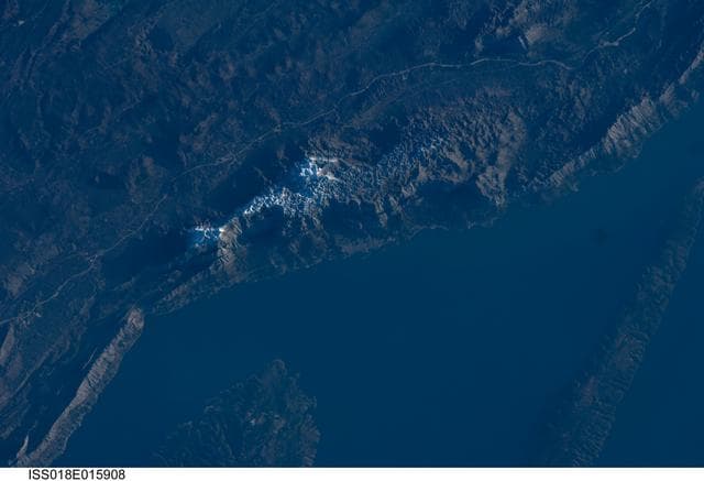 Earth Observations taken by the Expedition 18 Crew
