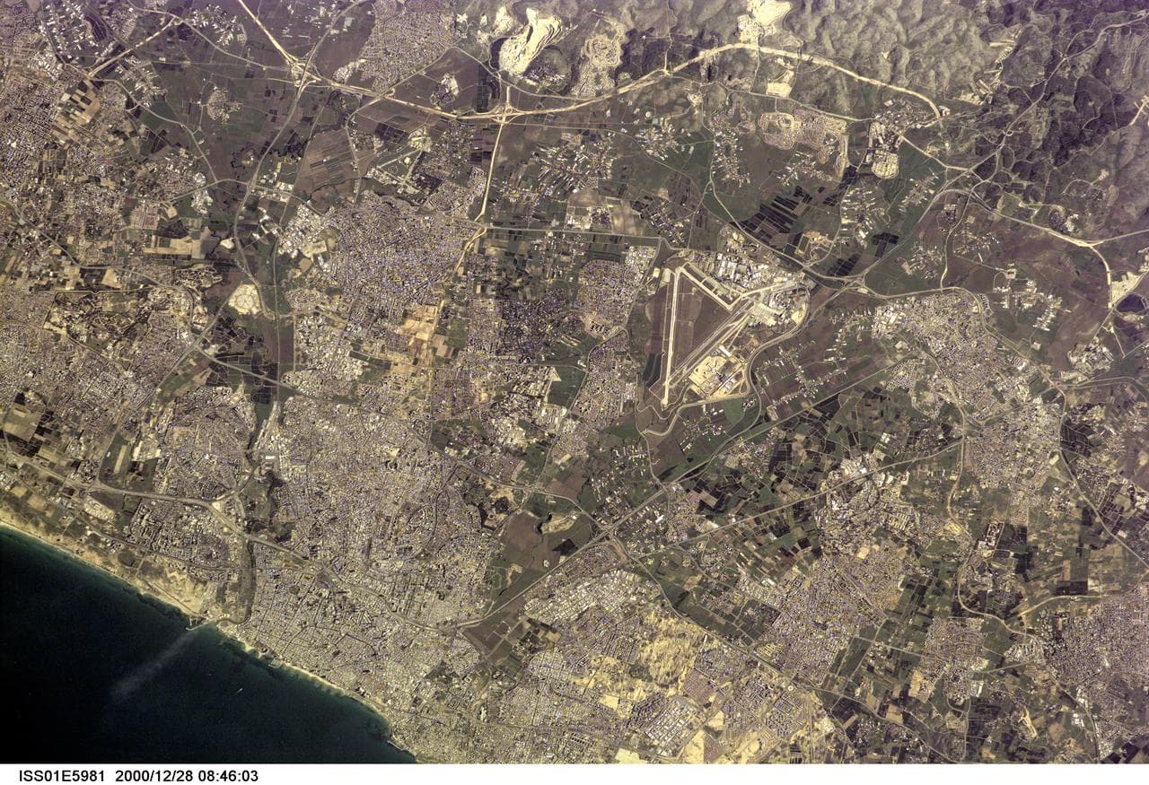 Earth observations taken by the Expedition One crew