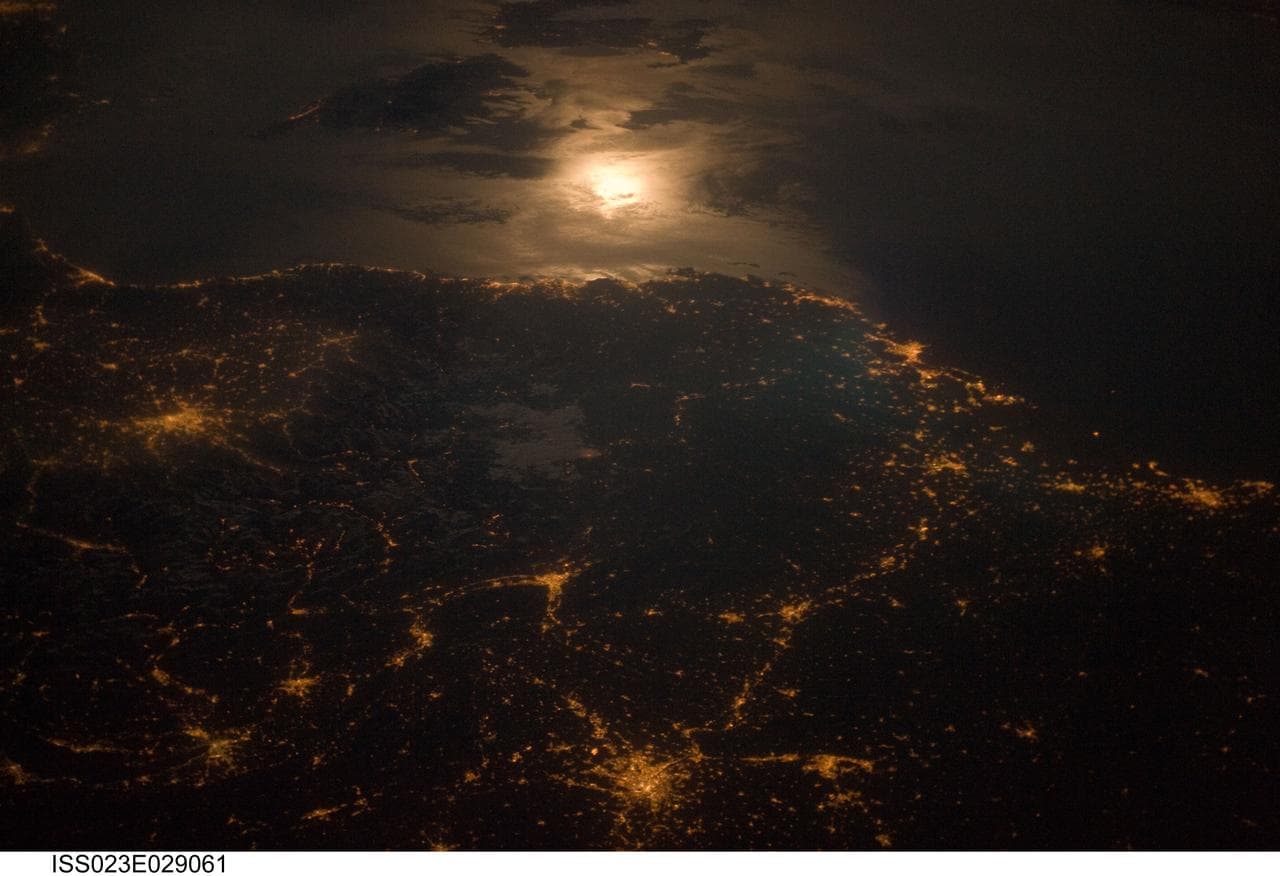 Earth Observations taken by the Expedition 23 Crew