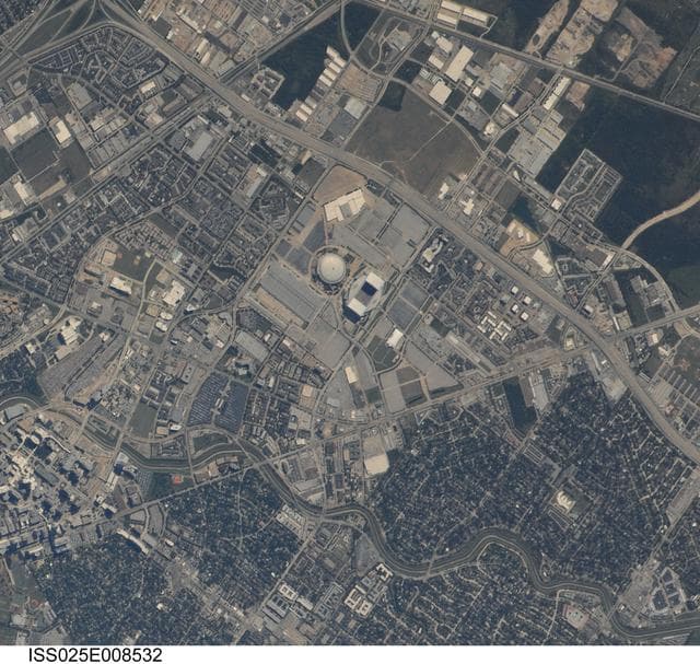 Earth Observation taken by the Expedition 25 crew