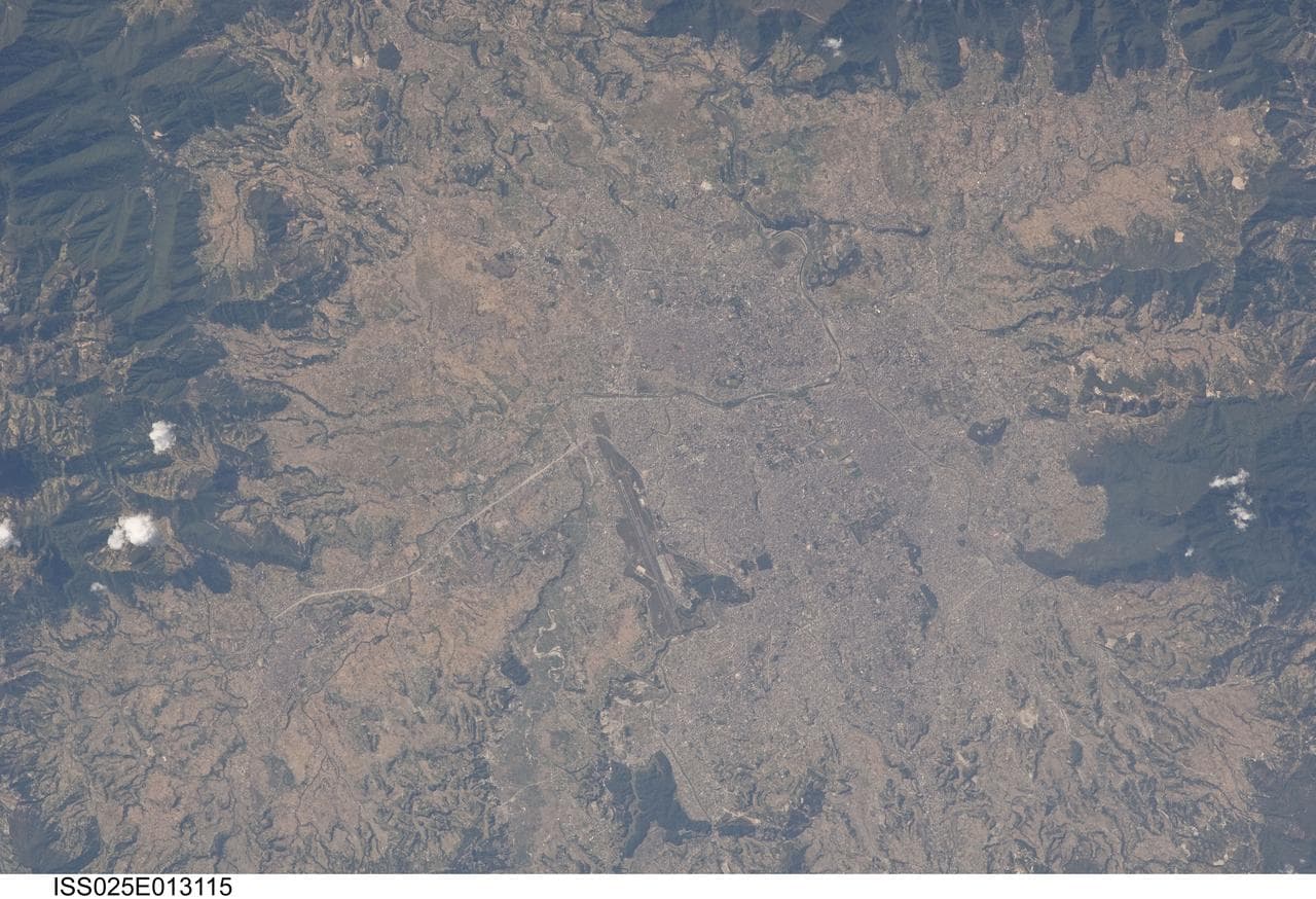 Earth observation taken by the Expedition 25 crew