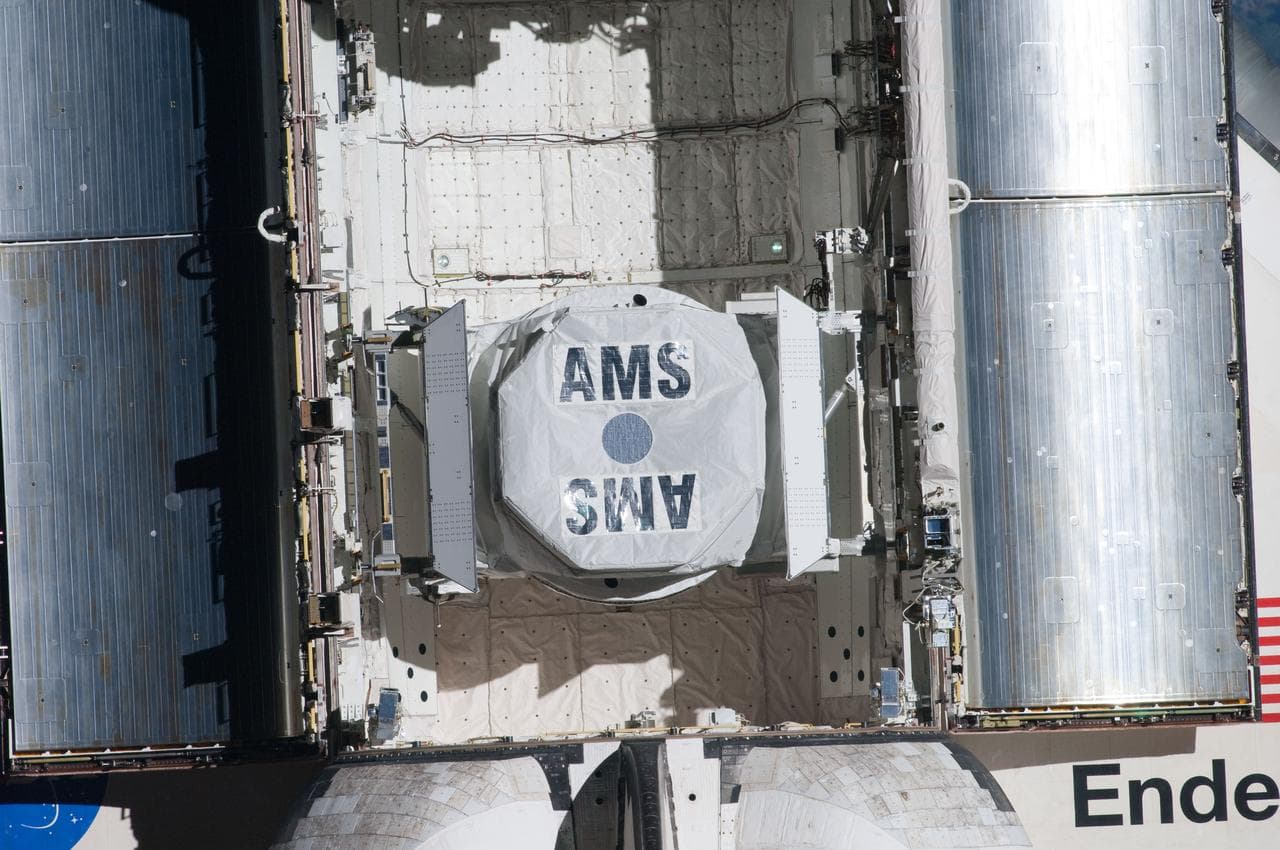Mapping Sequence performed during the STS-134 R-Bar Pitch Maneuver