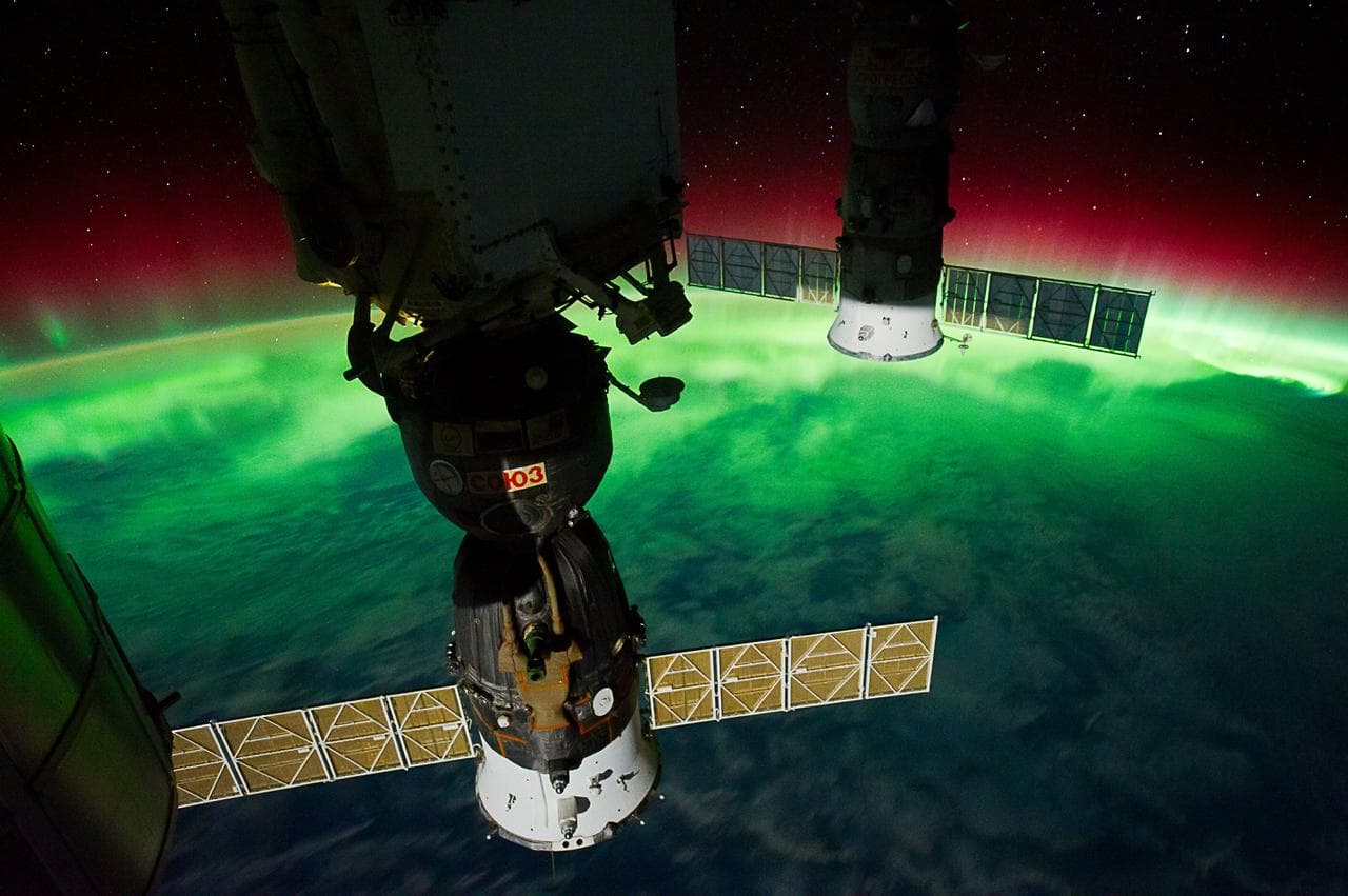 Aurora Australis view taken by the Expedition 29 crew