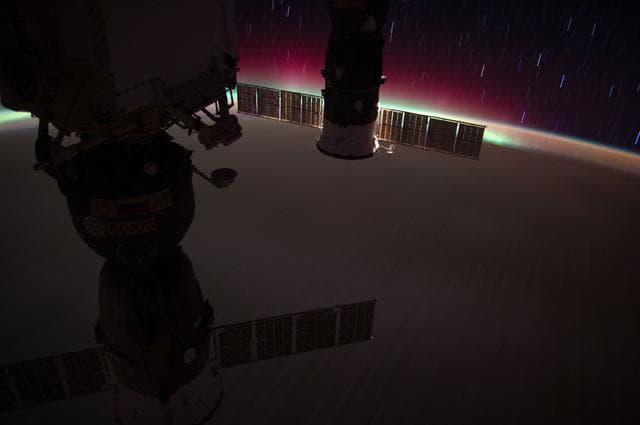 Earth and Airglow Observations taken by the Expedition 31 Crew