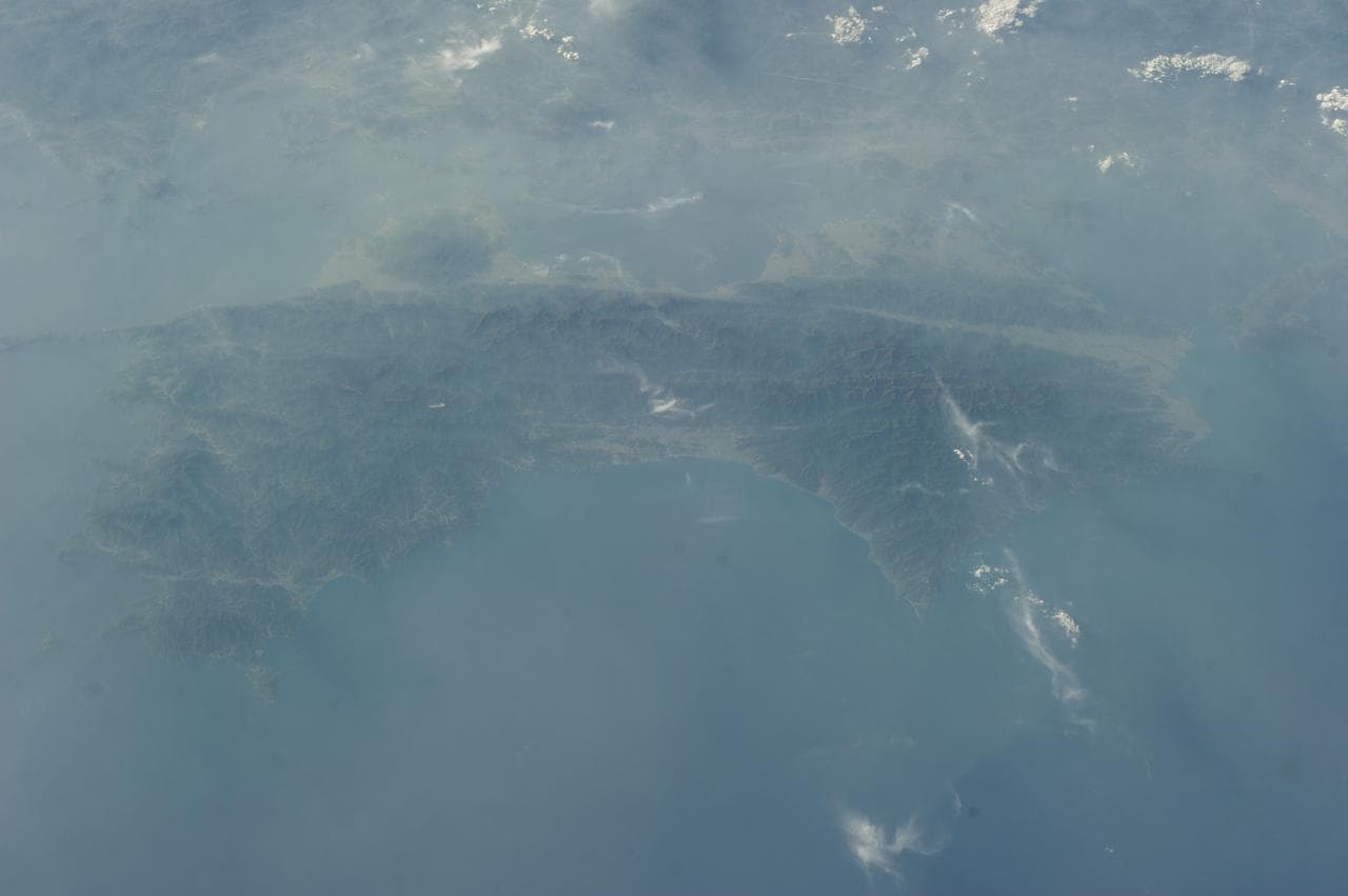 Earth Observations taken by the Expedition 39 Crew