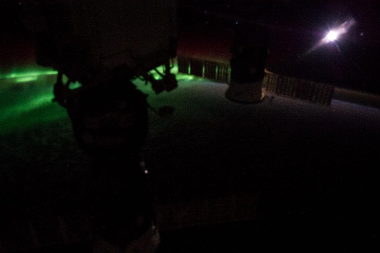 Dark aurora shots