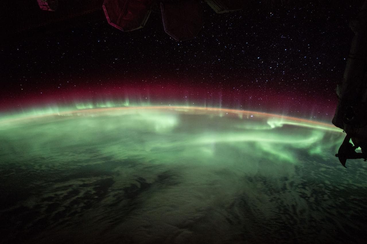 Earths, aurora, take
