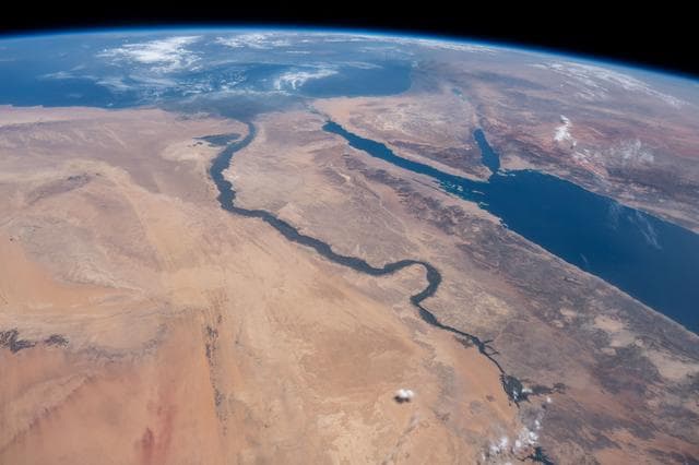 June, nile, river