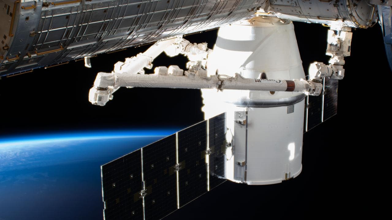 March, spacex, dragon