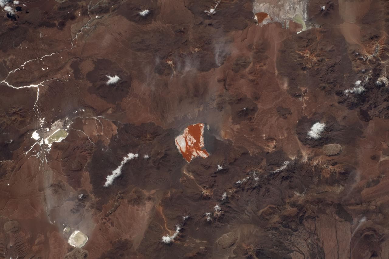 Laguna, capina, colorada