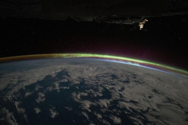 Aurora, australis, intersects