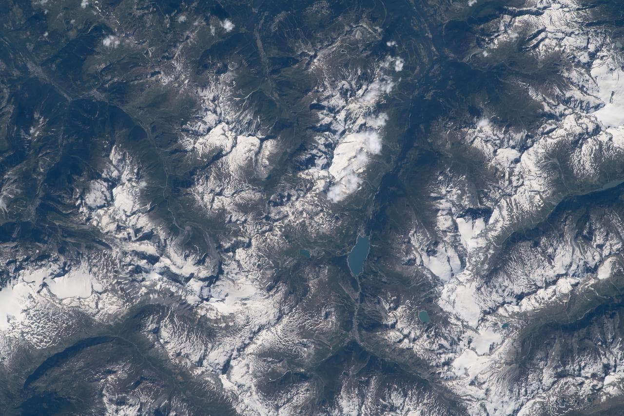 French Mountain Ranges Observed During Expedition 69