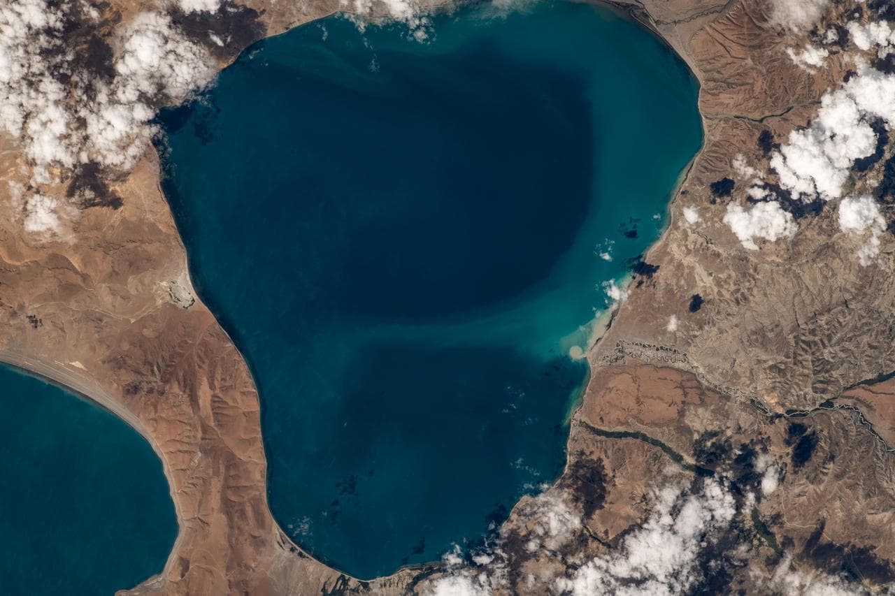 Tibetan Lakes