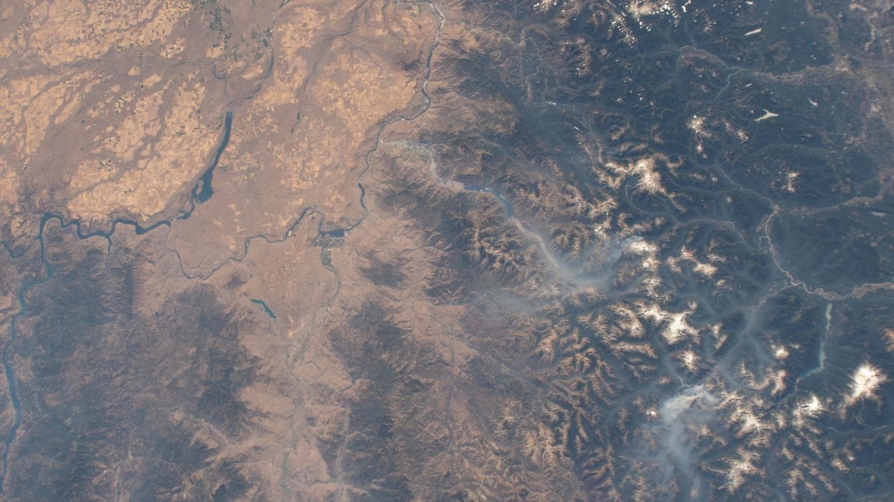 Wildfires, near, glacier