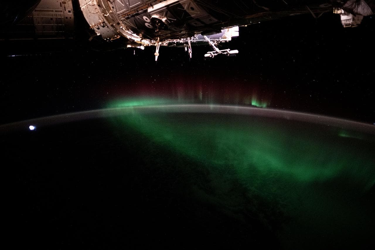 June, aurora, australis