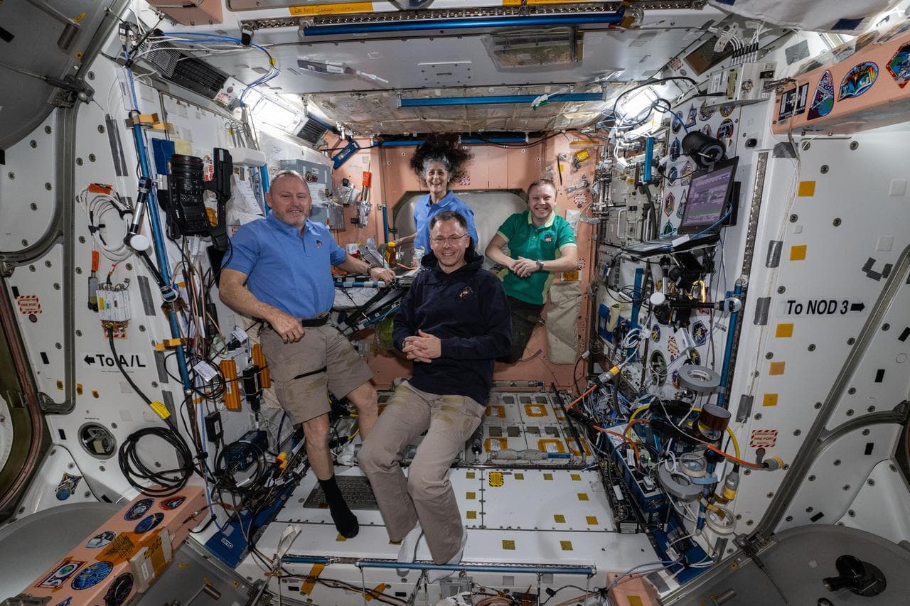 NASA's SpaceX Crew-9 members pose together for portrait