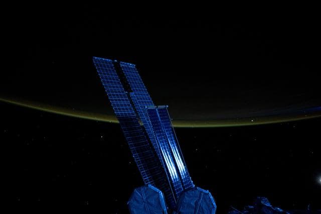 Moonlight, casts, blue