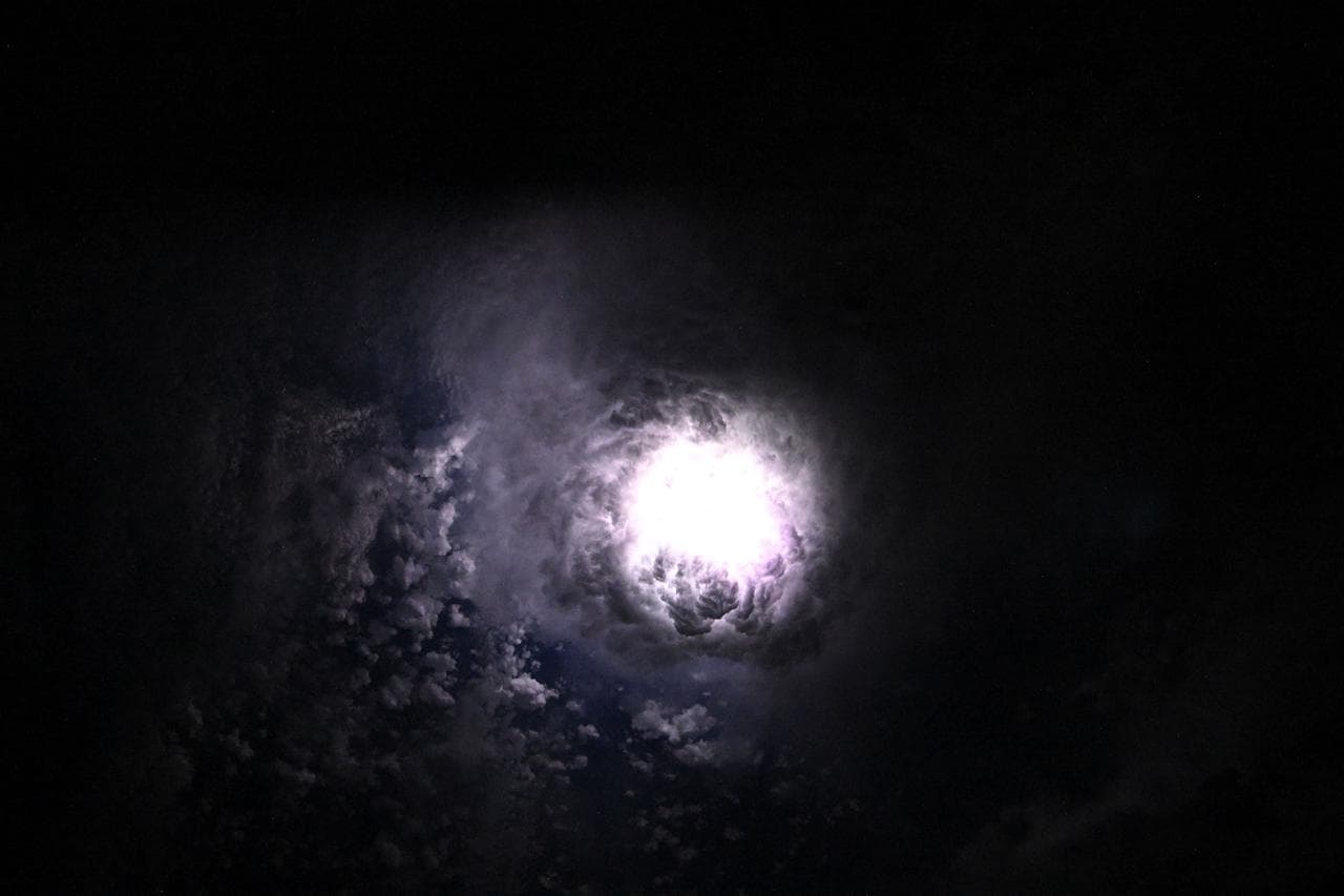 Lightning, illuminates, clouds