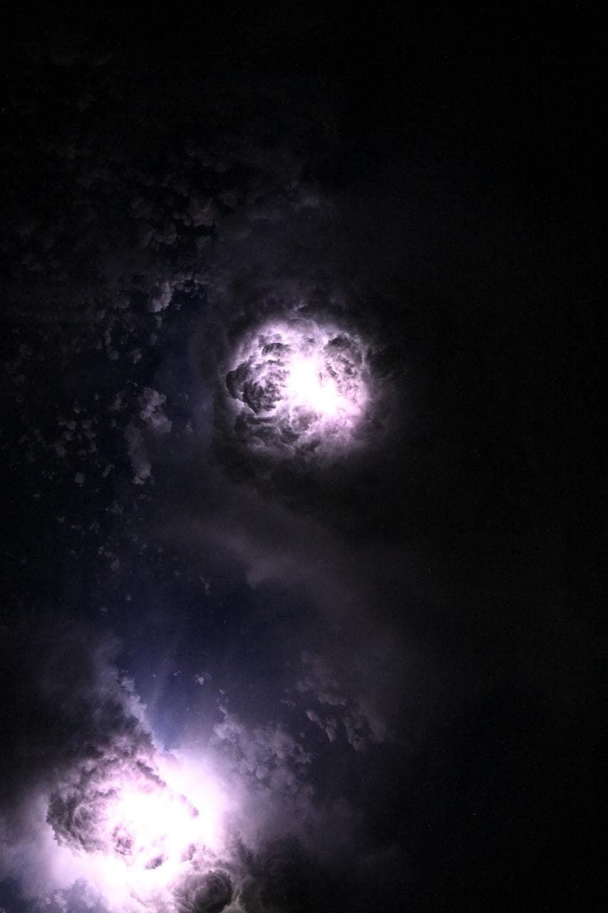 Lightning, illuminates, clouds