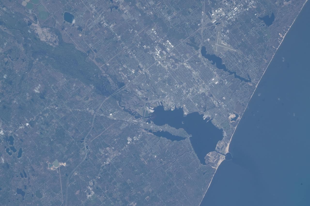 Michigan’s Muskegon Lake flows into Lake Michigan