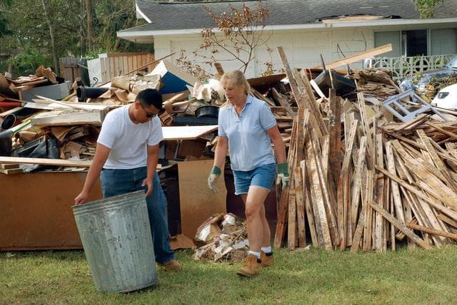 Hurricane IKE Recovery Efforts - MOD Volunteers