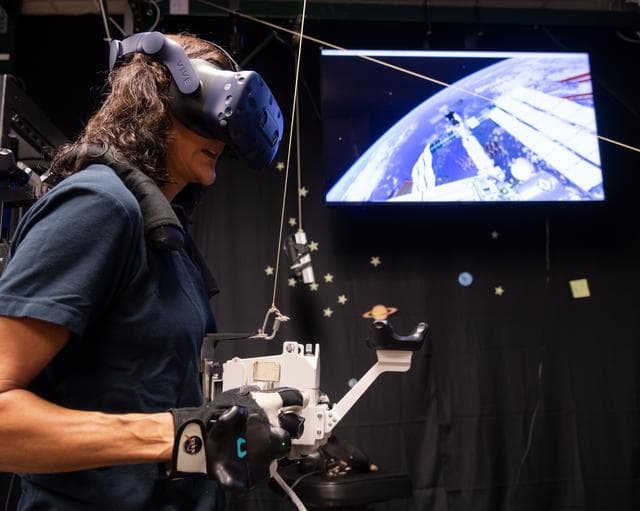CCP Astronauts Practice Spacewalking