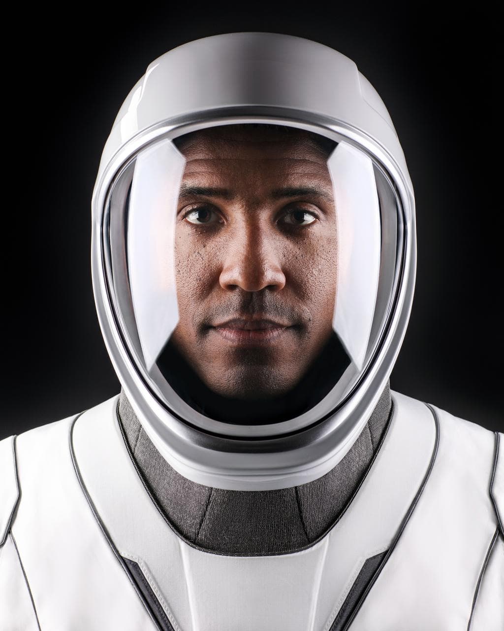 SpaceX Crew Flight Test (Demo-2) Crew & Backup Crews - Victor Gl