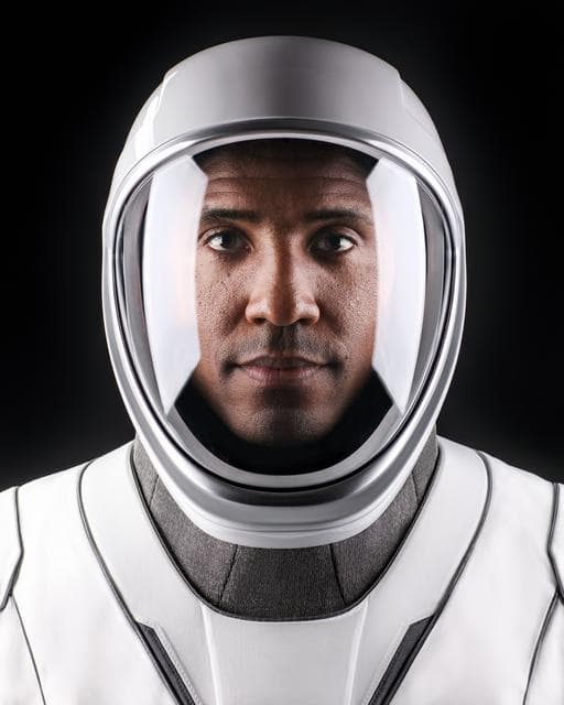 SpaceX Crew Flight Test (Demo-2) Crew & Backup Crews - Victor Gl