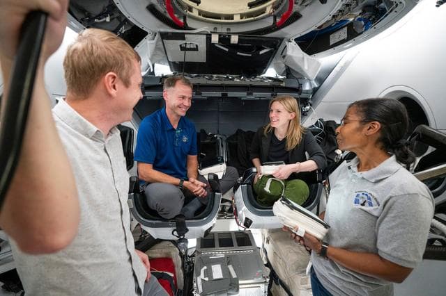 Crew, spacex, mission