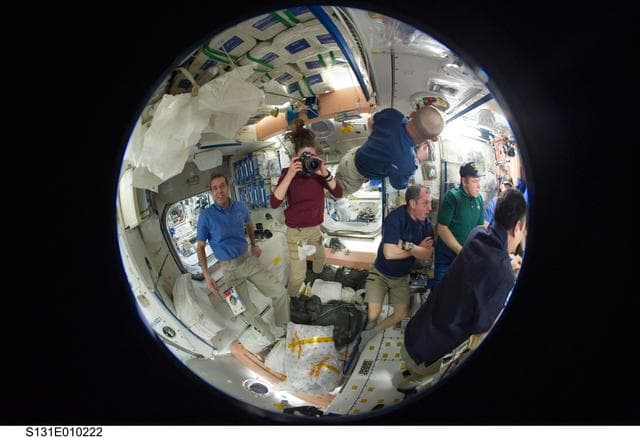 Crew Meal in Node 1 Unity
